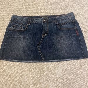 silver jeans skirt size 30